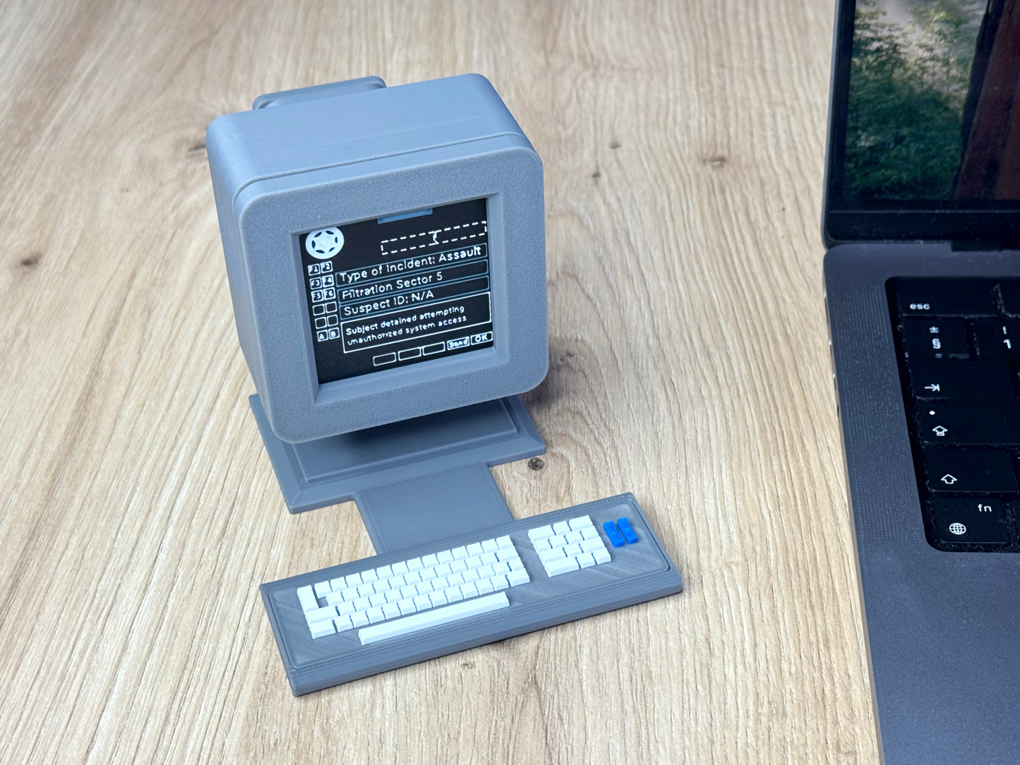 Mini Replica Computer – Inspired by Silo, Sci‑Fi Desk Display