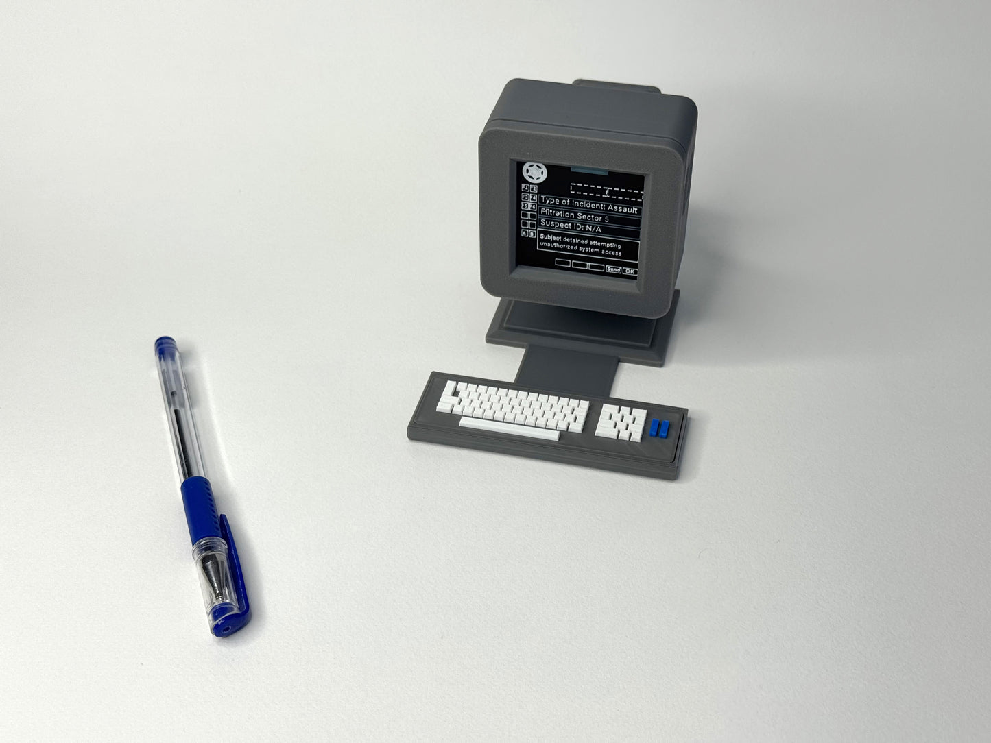 Mini Replica Computer – Inspired by Silo, Sci‑Fi Desk Display