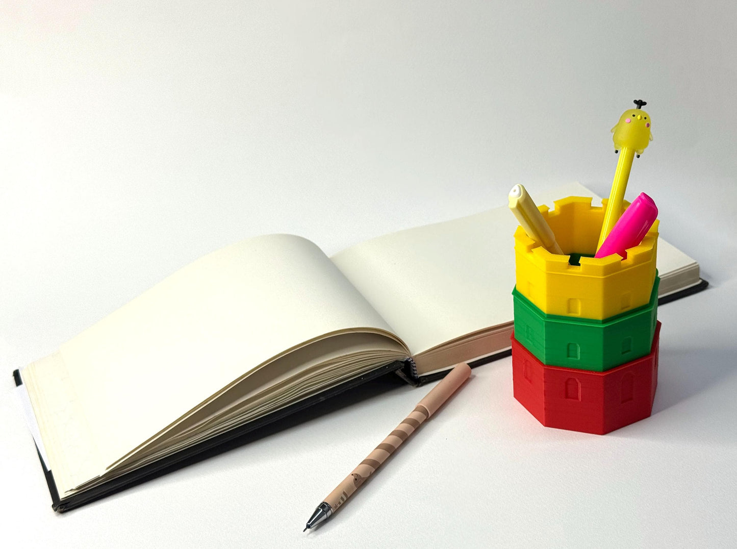 Gediminas Tower Pen Holder – Vilnius Lithuania Souvenir – 3D Printed Desk Organizer
